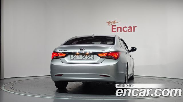 Hyundai Sonata The Brilliant CVVL Bluesaver 2013 — фото 4