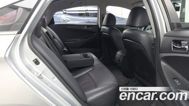 Hyundai Sonata The Brilliant CVVL Bluesaver 2013 — фото 12
