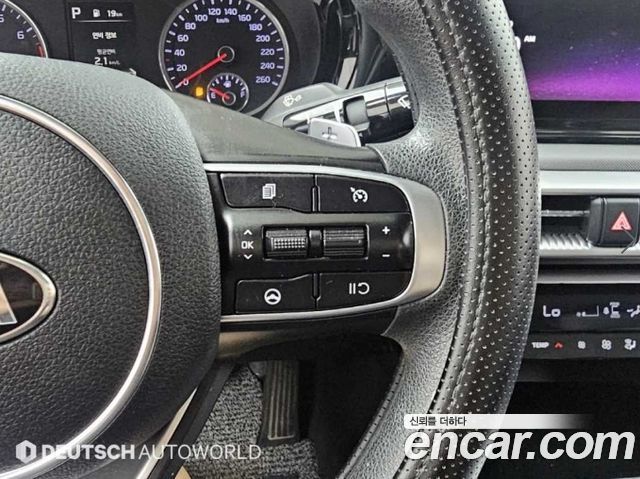 Kia K5 (III) 2.0 Trendy 2020 — фото 19