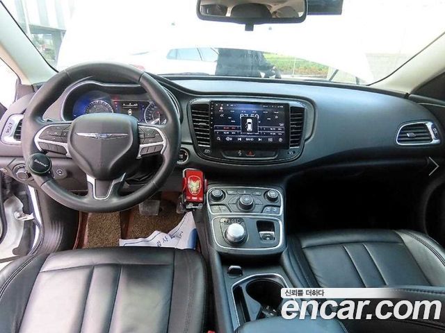 Chrysler 200 (II) 2.4 Limited 2015 — фото 7