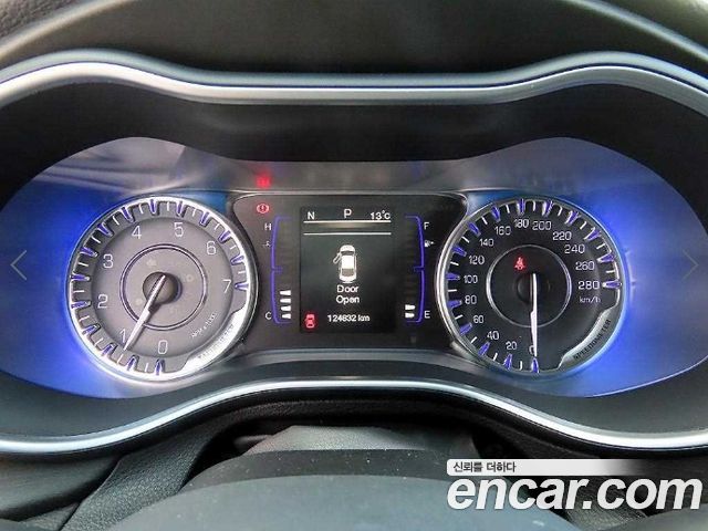 Chrysler 200 (II) 2.4 Limited 2015 — фото 9