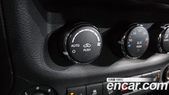 Jeep Wrangler (JK) 2.8 Diesel Sahara 4Door 2015 — фото 17