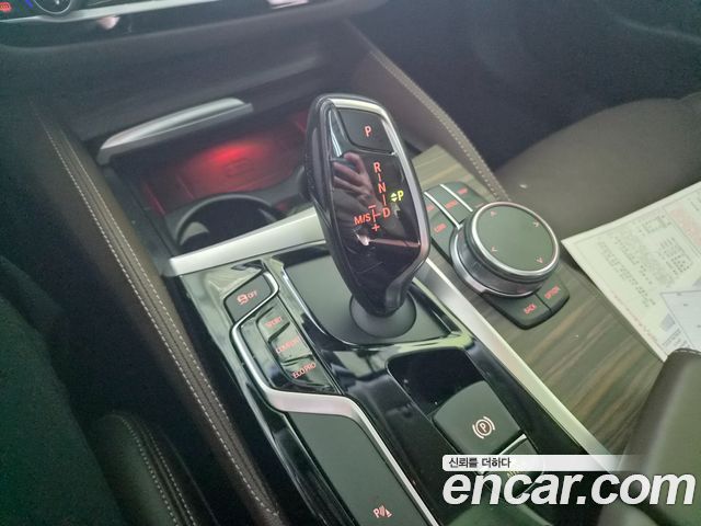 BMW 5 Series (G30) 530i Luxury Plus 2018 — фото 9