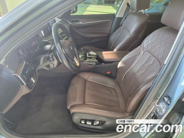 BMW 5 Series (G30) 530i Luxury Plus 2018 — фото 10