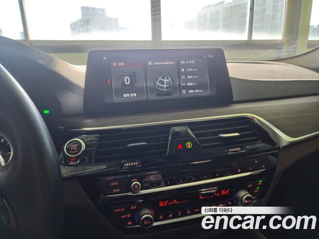 BMW 5 Series (G30) 530i Luxury Plus 2018 — фото 22