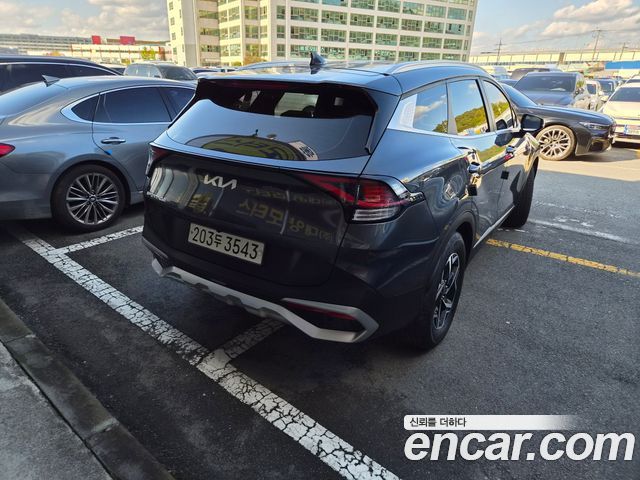 Kia Sportage (V) Diesel 2.0 2WD Prestige 2023 — фото 2