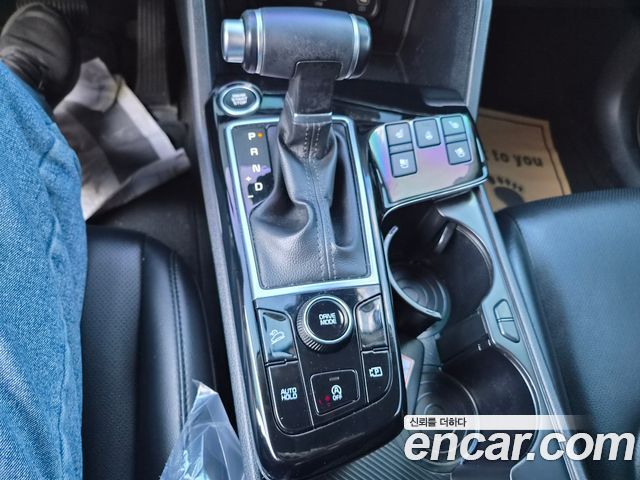 Kia Sportage (V) Diesel 2.0 2WD Prestige 2023 — фото 9