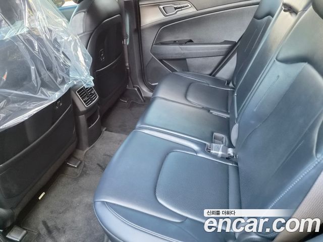 Kia Sportage (V) Diesel 2.0 2WD Prestige 2023 — фото 19
