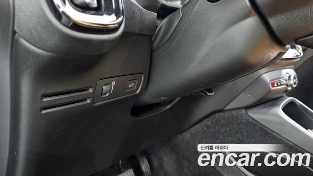 Volvo XC40 T4 Inscription 2019 — фото 13