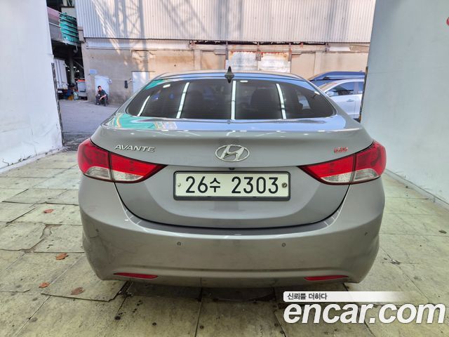 Hyundai Avante (MD) M16 GDI Modern 2013 — фото 8