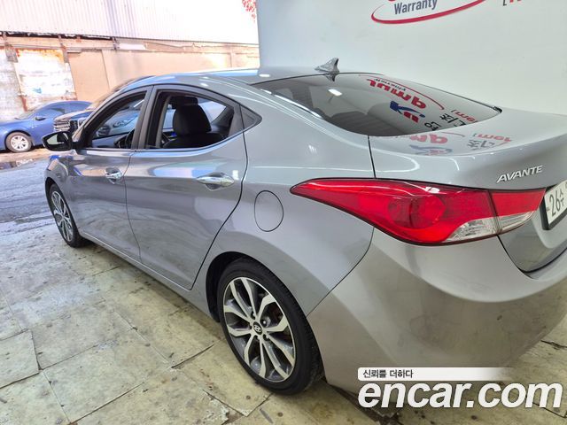 Hyundai Avante (MD) M16 GDI Modern 2013 — фото 10