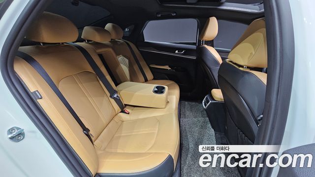 Kia K5 (III) 2.0 Noblesse 2020 — фото 18