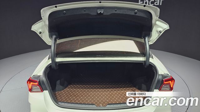 Kia K5 (III) 2.0 Noblesse 2020 — фото 19