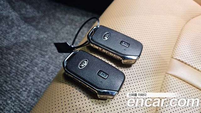 Kia K5 (III) 2.0 Noblesse 2020 — фото 20