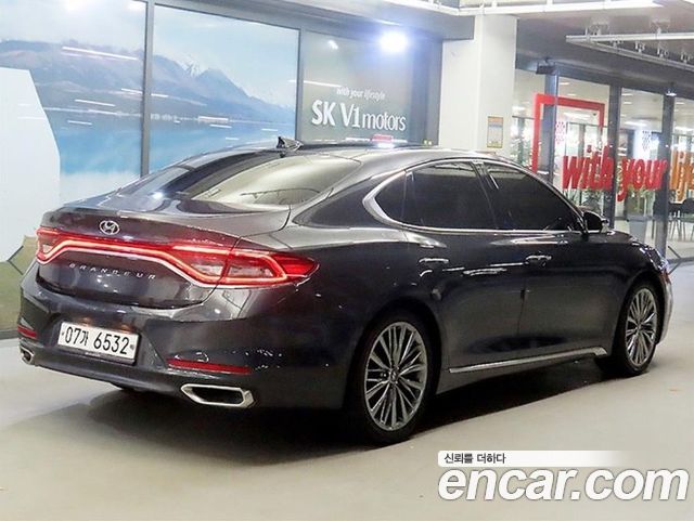Hyundai Grandeur (IG) 2.4 Premium Special 2018 — фото 4