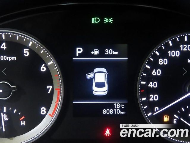 Hyundai Grandeur (IG) 2.4 Premium Special 2018 — фото 9