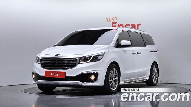 Kia Carnival 9-seater Prestige