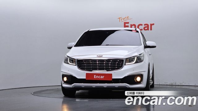Kia Carnival 9-seater Prestige 2018 — фото 3