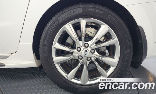 Kia Carnival 9-seater Prestige 2018 — фото 21