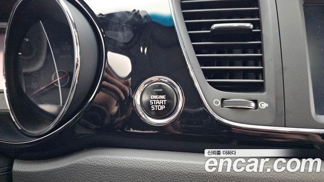 Kia Carnival 9-seater Prestige 2018 — фото 29
