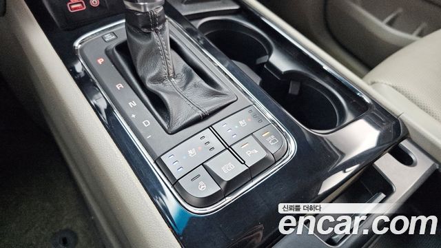 Kia Carnival 9-seater Prestige 2018 — фото 31