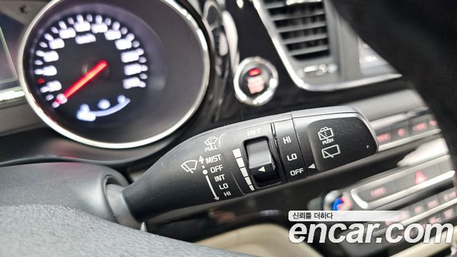 Kia Carnival 9-seater Prestige 2018 — фото 34