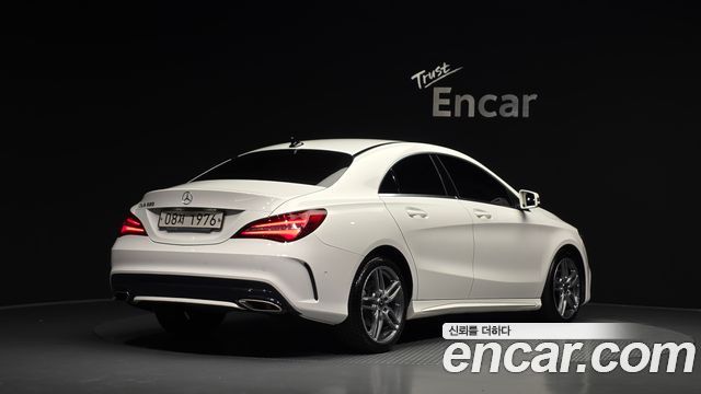 Mercedes-Benz CLA-Class (C117) CLA220 AMG Line 2019 — фото 2