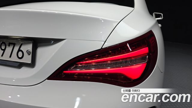 Mercedes-Benz CLA-Class (C117) CLA220 AMG Line 2019 — фото 23