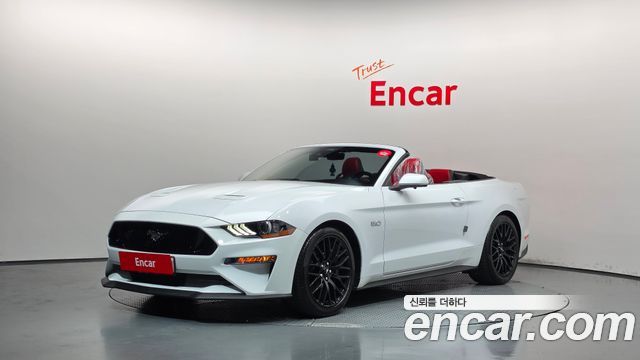 Ford Mustang GT Convertible