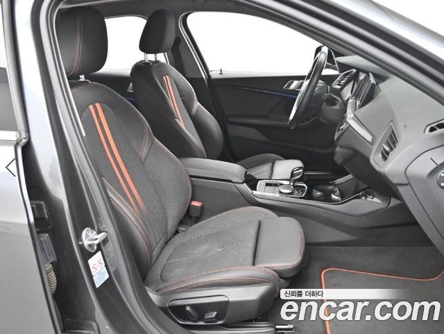 BMW 1 Series (F40) 118d Sport 2020 — фото 10