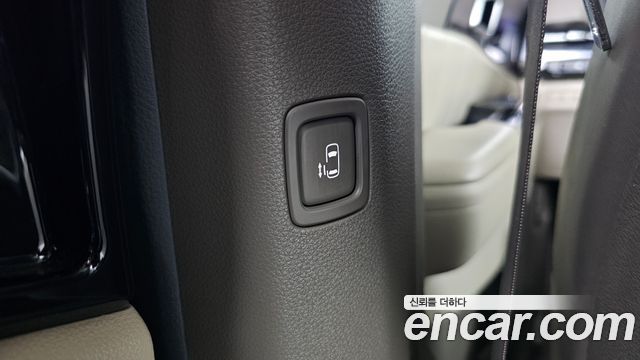 Kia Carnival (IV) Gasoline 7-Seater Hi-Limousine Signature 2022 — фото 38