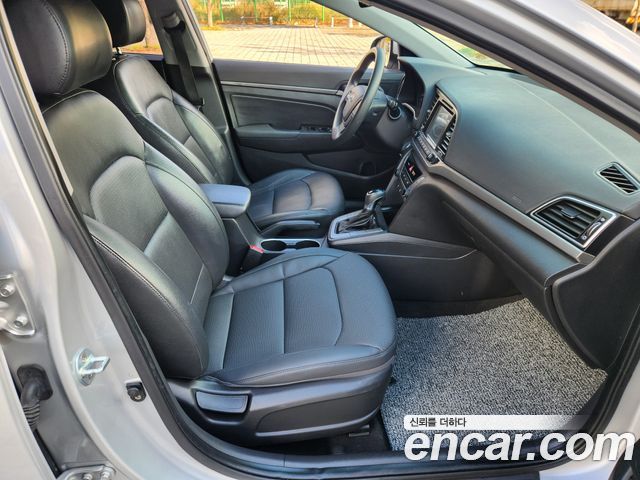 Hyundai Avante (AD) 1.6 GDI Smart 2016 — фото 20