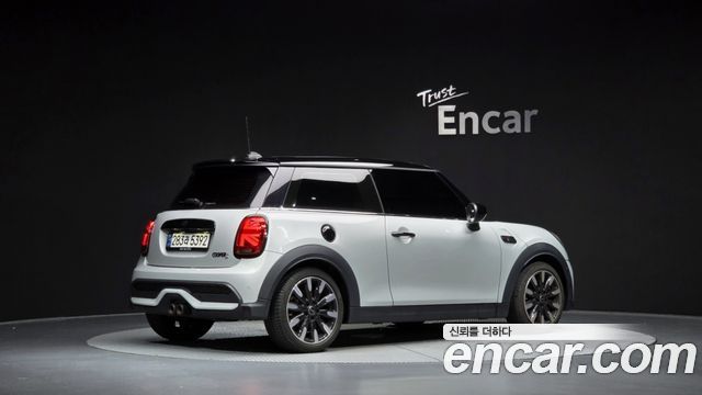 MINI Cooper S Classic Third Generation 2023 — фото 2