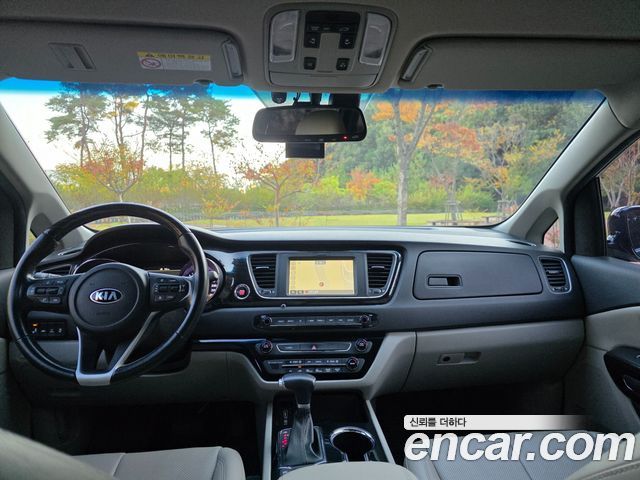 Kia Carnival 9-Seater Noblesse Special 2019 — фото 7