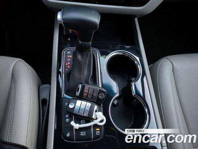 Kia Carnival 9-Seater Noblesse Special 2019 — фото 9