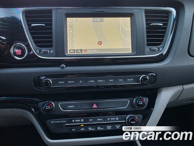 Kia Carnival 9-Seater Noblesse Special 2019 — фото 20