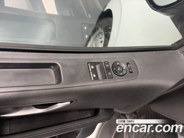 Hyundai ST1 Cargo Premium 2025 — фото 9