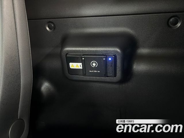 Hyundai ST1 Cargo Premium 2025 — фото 15