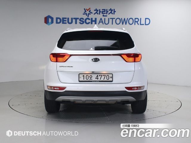 Kia Sportage (IV) Gasoline 2.0 2WD Noblesse 2018 — фото 4