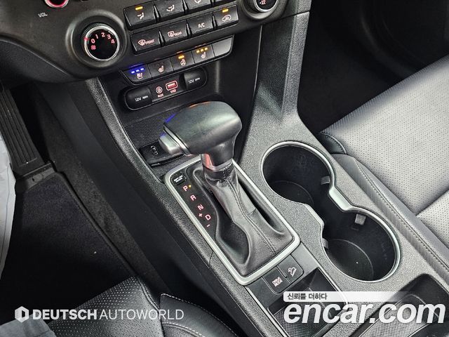 Kia Sportage (IV) Gasoline 2.0 2WD Noblesse 2018 — фото 9