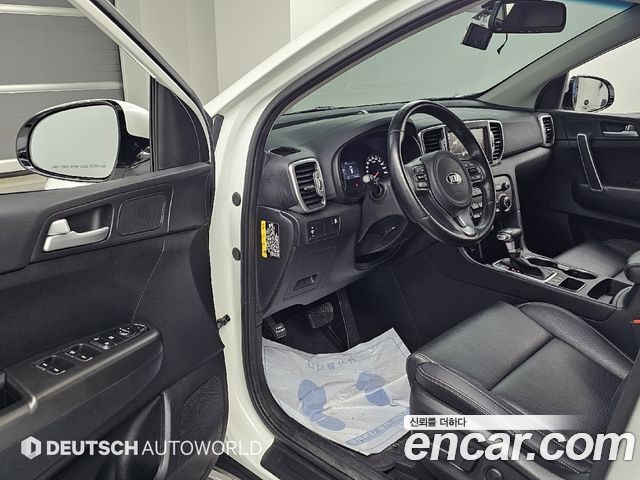 Kia Sportage (IV) Gasoline 2.0 2WD Noblesse 2018 — фото 15
