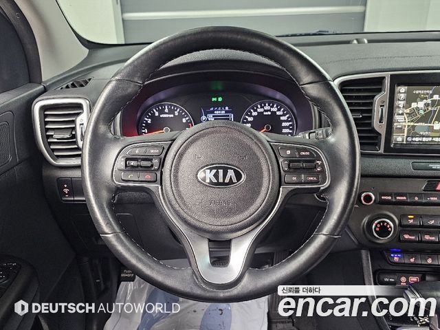 Kia Sportage (IV) Gasoline 2.0 2WD Noblesse 2018 — фото 17