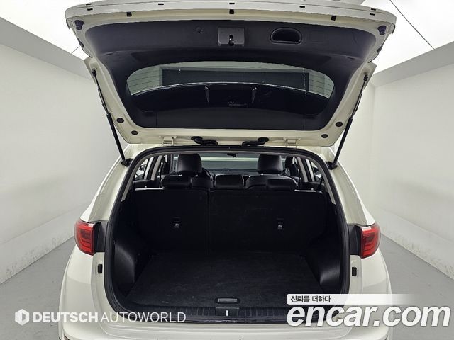 Kia Sportage (IV) Gasoline 2.0 2WD Noblesse 2018 — фото 23