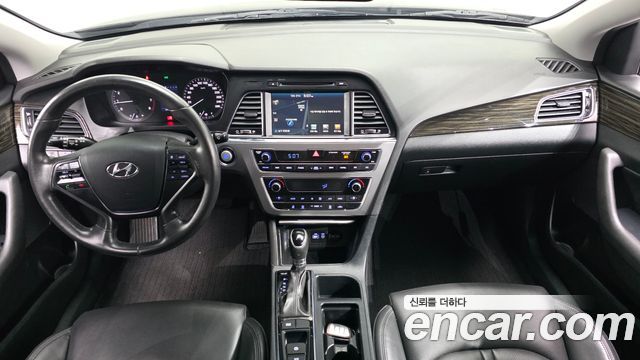 Hyundai Sonata (LF) 2.0 Smart Special 2017 — фото 7
