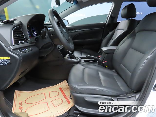 Hyundai Avante (AD) 1.6 GDI Value Plus 2018 — фото 6