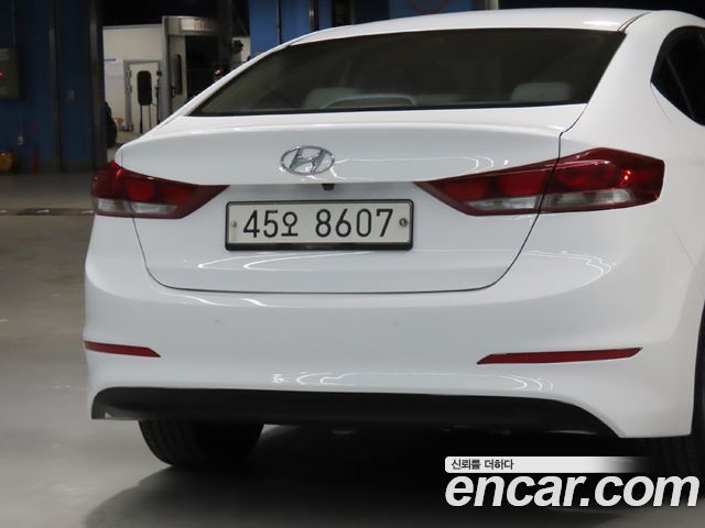 Hyundai Avante (AD) 1.6 GDI Value Plus 2018 — фото 21