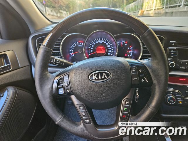 Kia K5 LPI Prestige 2012 — фото 10