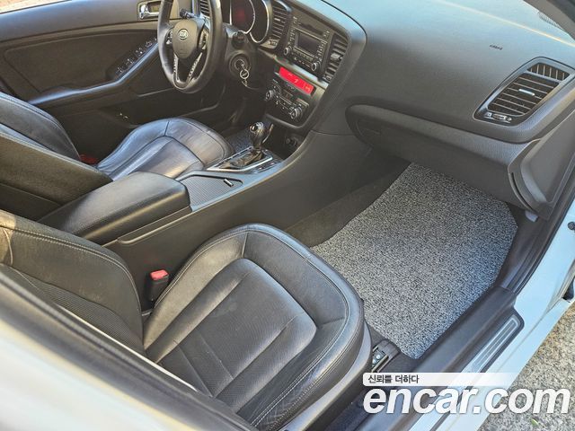 Kia K5 LPI Prestige 2012 — фото 15