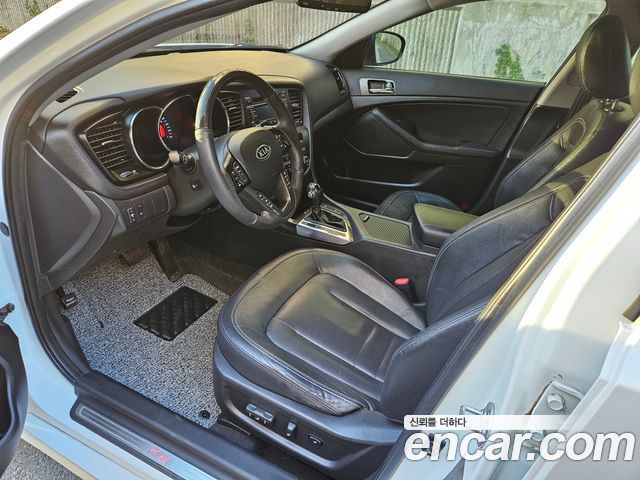 Kia K5 LPI Prestige 2012 — фото 16