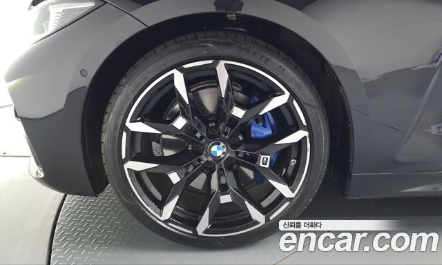 BMW 4 Series (G22) 420i M Sport Convertible 2025 — фото 5